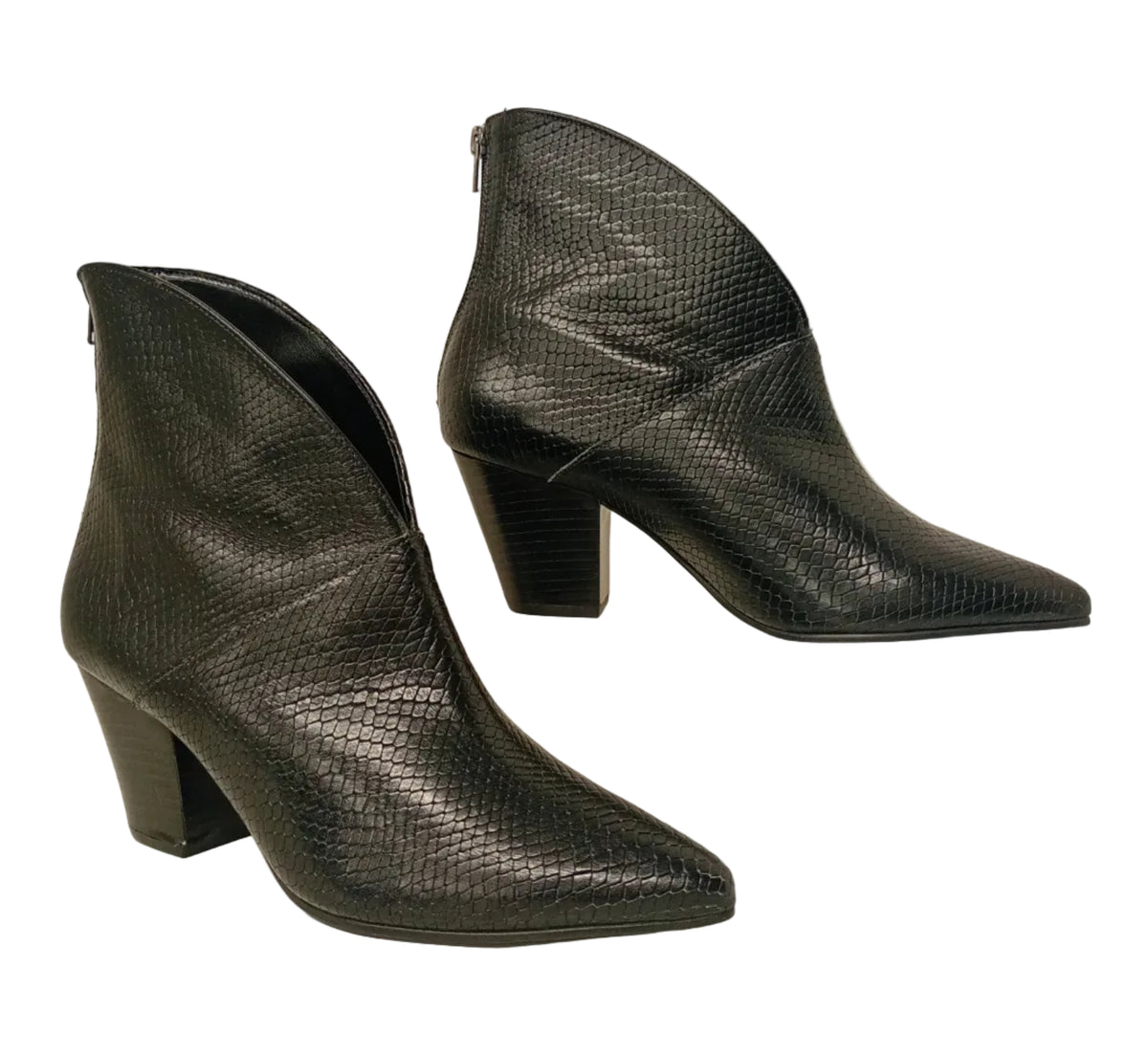 4590006 Anaconda Black