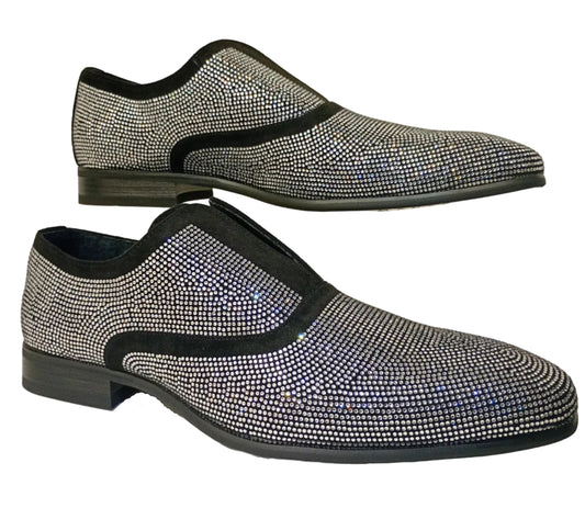 8S3011 - Black
