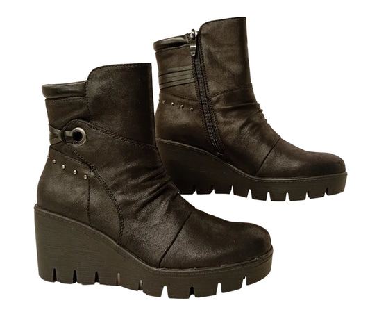 M324 Black